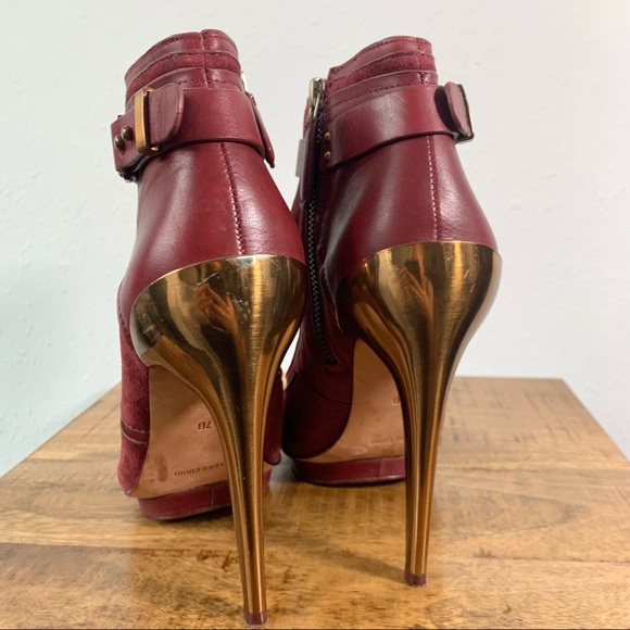 BCBGMAXAZRIA Burgundy High Heels - Picture 6 of 13